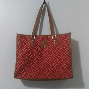 🔥Sale🔥Tommy Hilfiger tote/purse,new condition